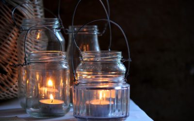 Various Ways to Decorate With Mason Jars this Halloween
