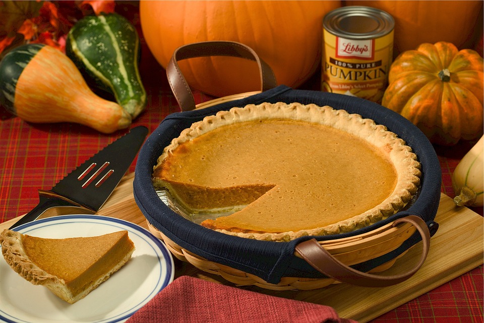 Photo by Skeeze, via Pixabay | https://pixabay.com/en/pumpkin-pie-autumn-holiday-baked-520655/