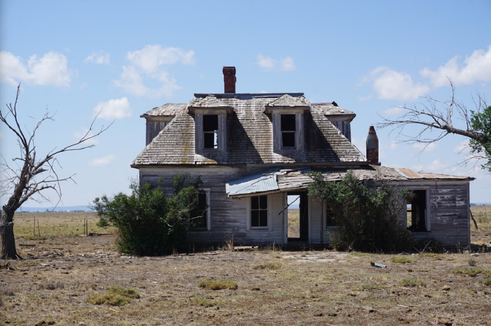 House Ordered from Sears Catalog Back in the 1920s Now a Halloween Season Go-To Spot